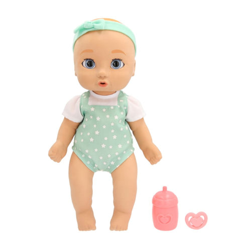 Muñeco bebé con diadema de moño y mameluco verde menta de estrellas, junto a su mamila y su chupón rosas